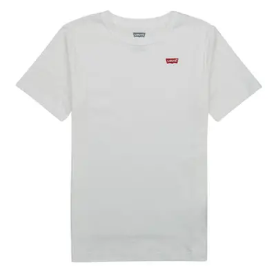 Levis CHEST HIT MC boys's Children's T shirt in White