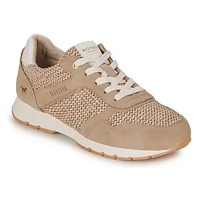 Mustang 1456302 women's Shoes (Trainers) in Beige