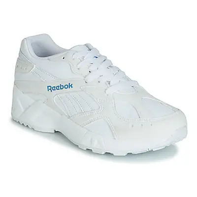 Reebok Classic AZTREK women's Shoes (Trainers) in White