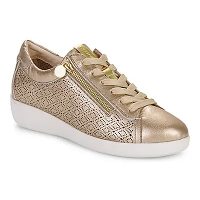 Stonefly PASEO IV 29 LAMINATED LTH women's Shoes (Trainers) in Gold