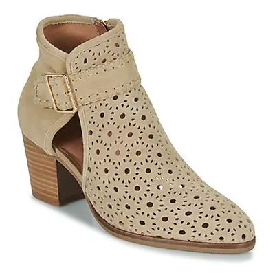 Karston GLONY women's Low Ankle Boots in Beige