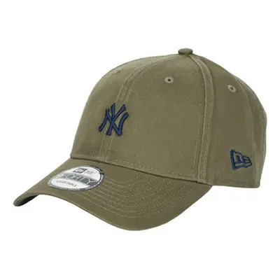 New-Era WASHED 9FORTY® NEW YORK YANKEES men's Cap in Kaki