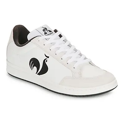 Le Coq Sportif COURT ROOSTER men's Shoes (Trainers) in White