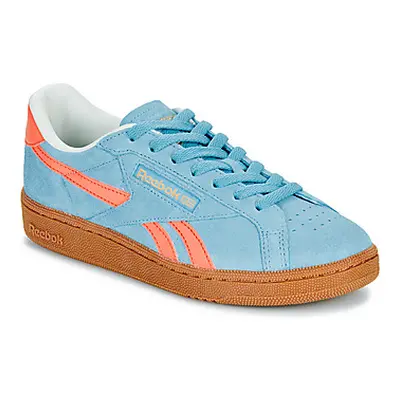 Reebok Classic CLUB C GROUNDS UK women's Shoes (Trainers) in Blue