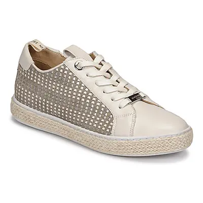 JB Martin INAYA women's Shoes (Trainers) in Beige