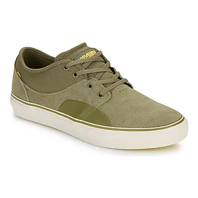 Globe Mahalo Plus men's Shoes (Trainers) in Green