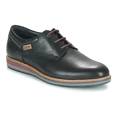 Pikolinos AVILA M1T men's Casual Shoes in Black