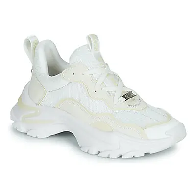 Steve Madden MANERVA women's Shoes (Trainers) in White