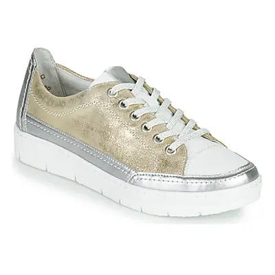 Remonte PHILLA women's Shoes (Trainers) in Gold