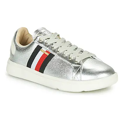 Superdry VINTAGE TENNIS TRAINER women's Shoes (Trainers) in Silver