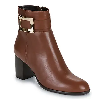 Fericelli IOTA women's Low Ankle Boots in Brown