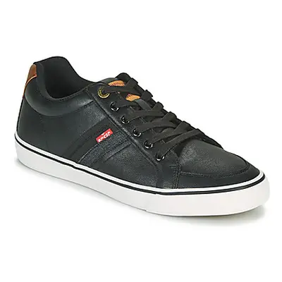 Levis TURNER men's Shoes (Trainers) in Black