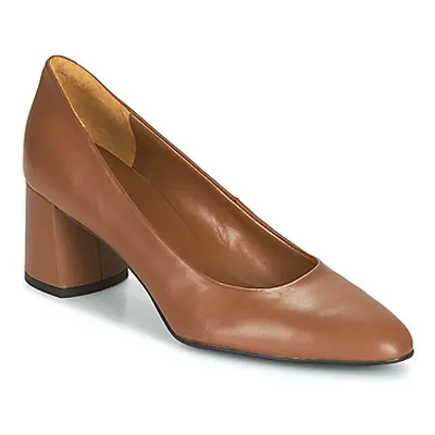 Betty London PARADE women's Court Shoes in Brown