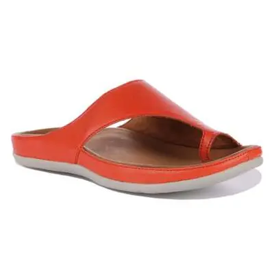 Strive Capri II women's Sliders in Orange