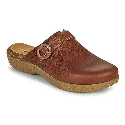 El Naturalista WAKATIWAI women's Clogs (Shoes) in Brown