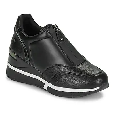 Xti 143080-BLACK women's Shoes (Trainers) in Black