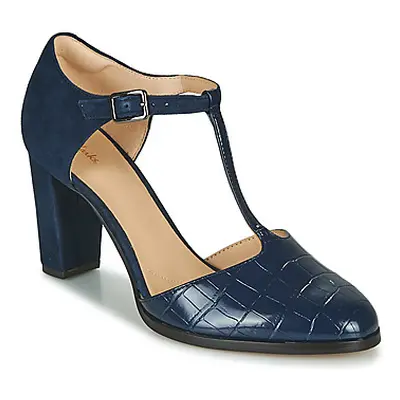 Clarks KAYLIN85 TBAR2 women's Court Shoes in Blue