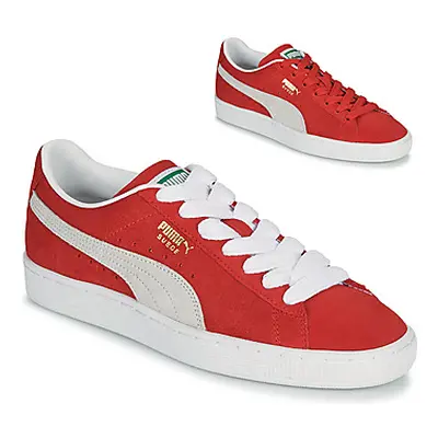 Puma SUEDE men's Shoes (Trainers) in Red