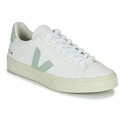 Veja Campo women's Shoes (Trainers) in White