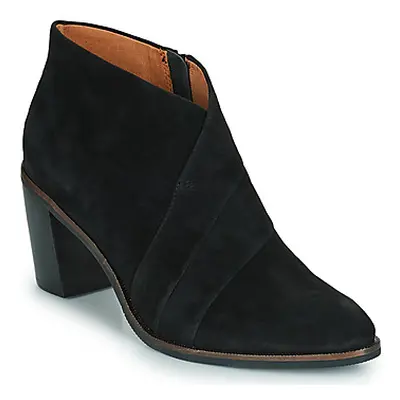 Mam'Zelle Nala women's Low Ankle Boots in Black