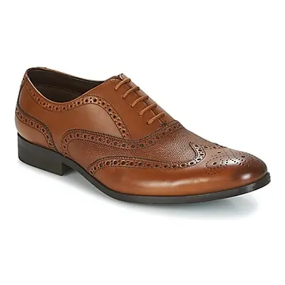 Clarks GILMORE LIMIT men's Smart / Formal Shoes in Brown