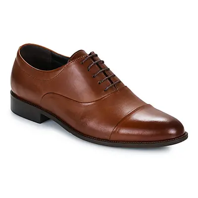 So Size INDIANA men's Smart / Formal Shoes in Brown