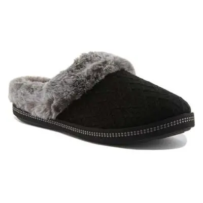 Skechers Cozy Campfire women's Slippers in Black