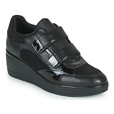 Geox D ILDE C women's Shoes (Trainers) in Black