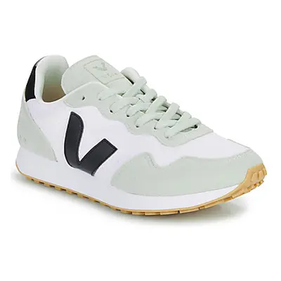 Veja SDU REC women's Shoes (Trainers) in White