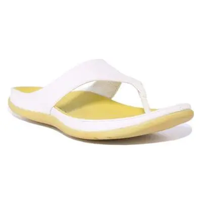 Strive Ilya women's Sliders in White