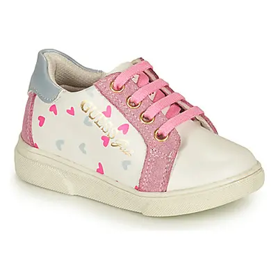 Guess MILA girls's Children's Shoes (Trainers) in White