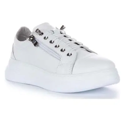 Justinreess England Zoe White women's Slip-ons (Shoes) in White