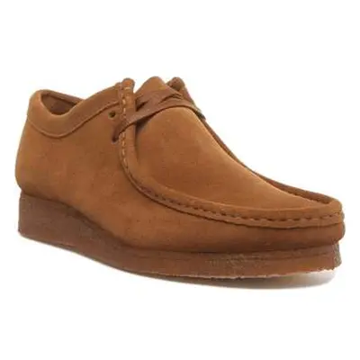 Clarks Wallabee men's Trainers in Brown