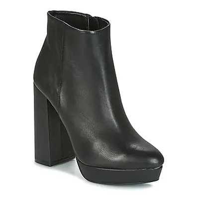 Buffalo - women's Low Ankle Boots in Black