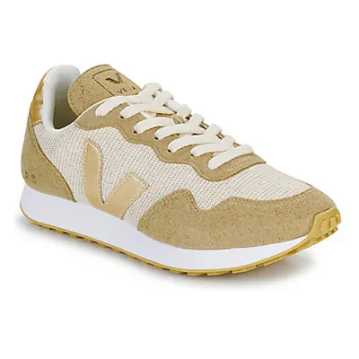 Veja SDU REC women's Shoes (Trainers) in Beige