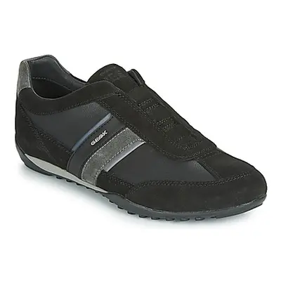 Geox U WELLS A men's Shoes (Trainers) in Black