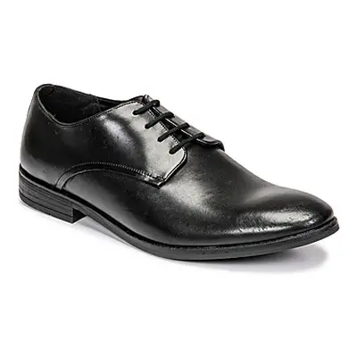 Clarks STANFORD WALK men's Casual Shoes in Black