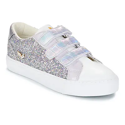 Kaporal TOUNDRA women's Shoes (Trainers) in Silver