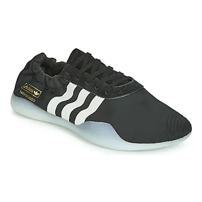 Adidas TAEKWONDO TEAM W women's Shoes (Trainers) in Black