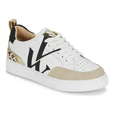 Vanessa Wu LUNA women's Shoes (Trainers) in White