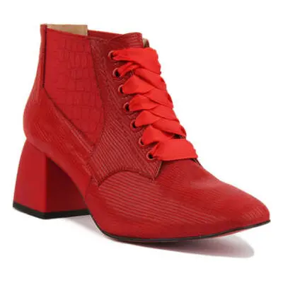 Justinreess England Hannah women's Low Ankle Boots in Red