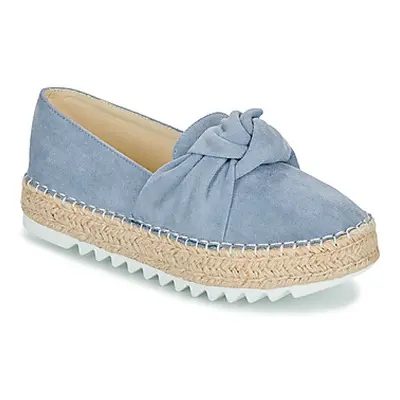 Bullboxer 155001F4T women's Loafers / Casual Shoes in Blue