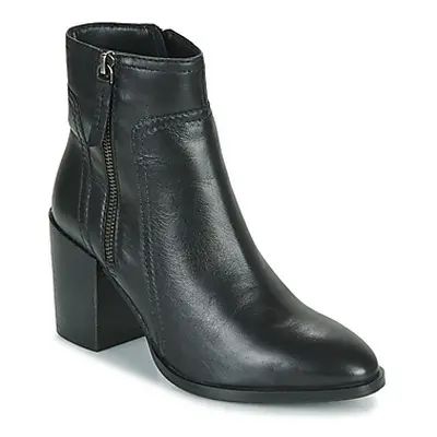 Ravel FOSSA women's Low Ankle Boots in Black