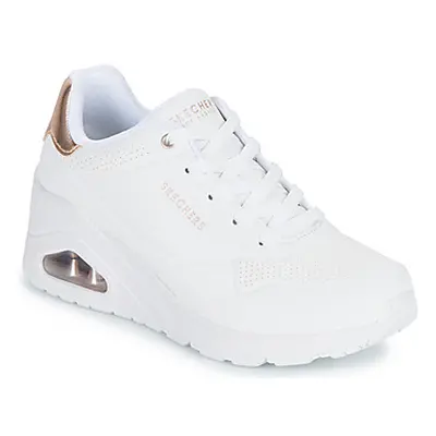 Skechers UNO WEDGE women's Shoes (Trainers) in White