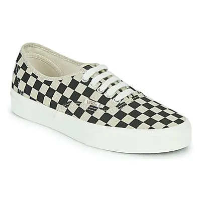 Vans UA Authentic men's Shoes (Trainers) in Black