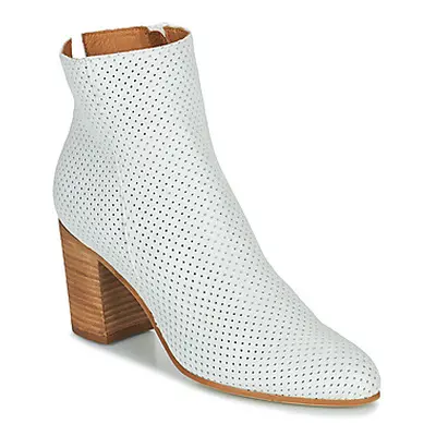 JB Martin MALICE women's Low Ankle Boots in White