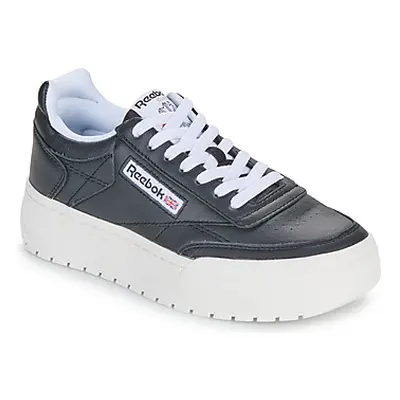 Reebok Classic CLUB C MEGACOURT women's Shoes (Trainers) in Black