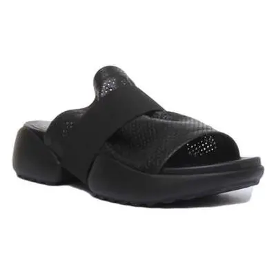 Justinreess England Poppy women's Sandals in Black