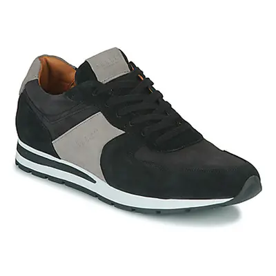 Pellet MARCEL men's Shoes (Trainers) in Black