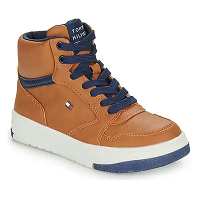 Tommy Hilfiger NATHAN boys's Children's Shoes (High-top Trainers) in Brown